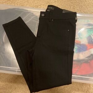 Black skinny leggings